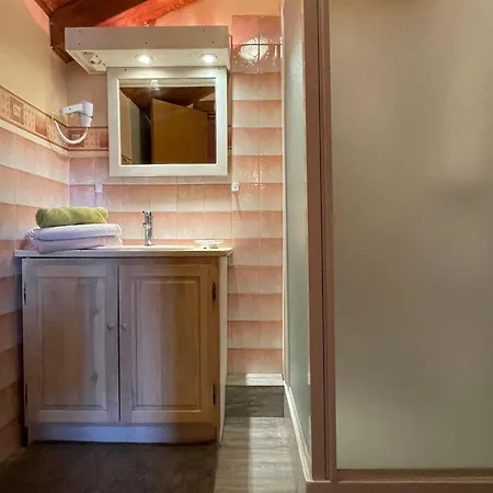 Couette-café Saumon: Confort Pour 4, Animaux Bienvenus - Fr-1-582-487